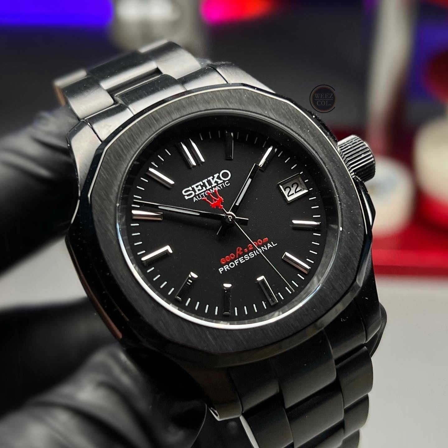 SKX007 Nautilus: Matte Black with Trident