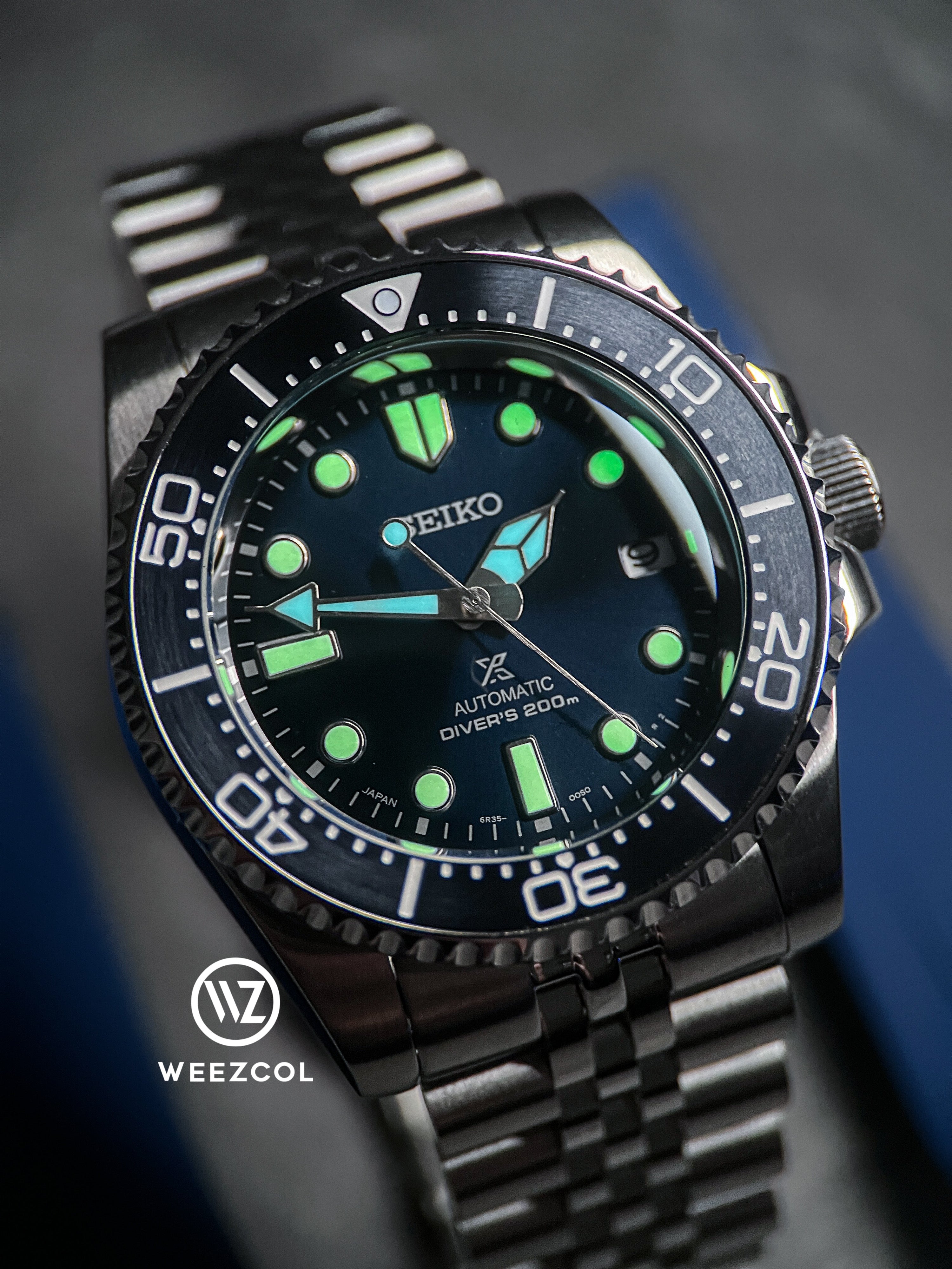 SKX007 SPB187: Submariner in Brushed Silver