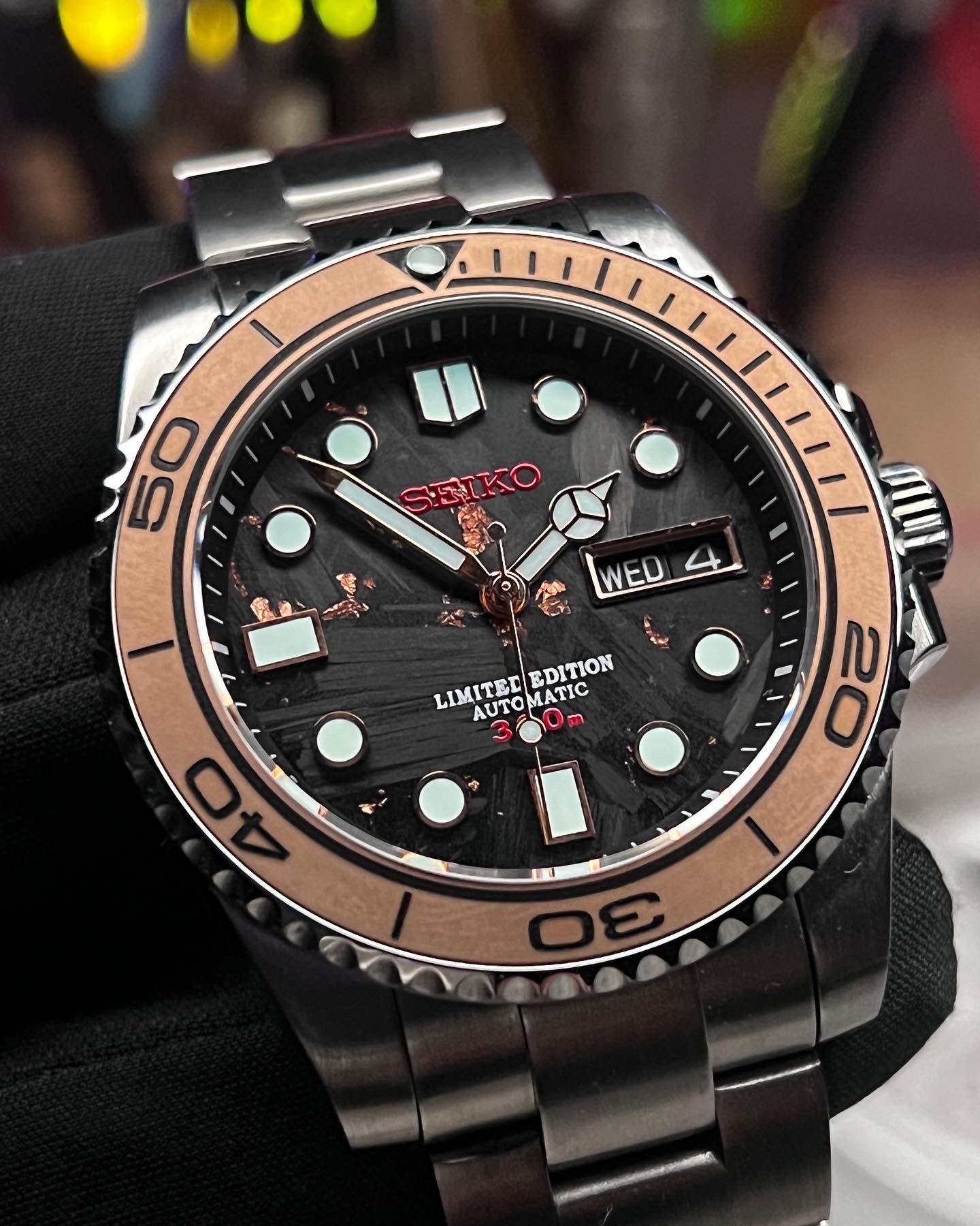 Seiko Submariner: Carbon Fiber Rose Gold