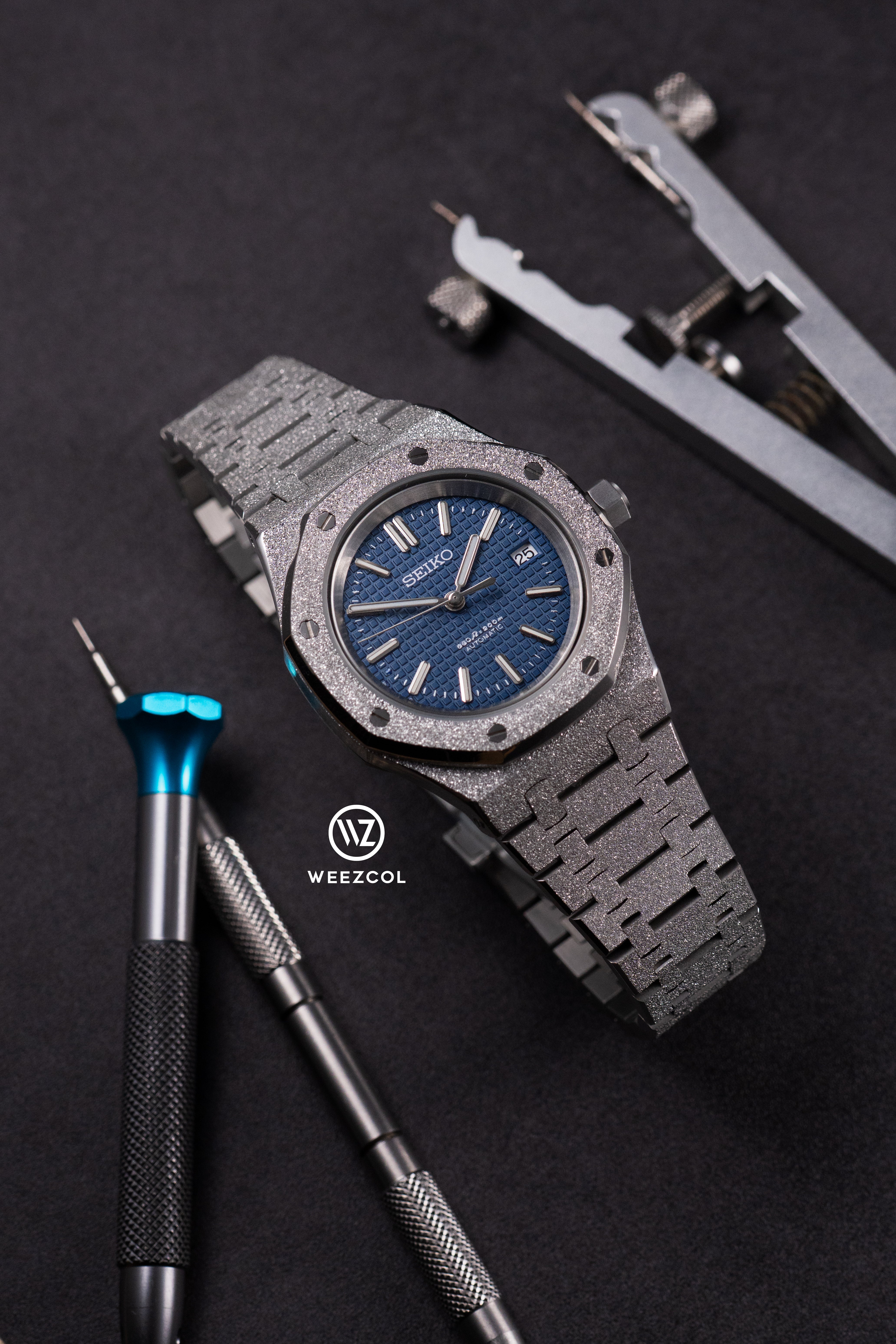 Royal Oak: Frosted Blue Waffle