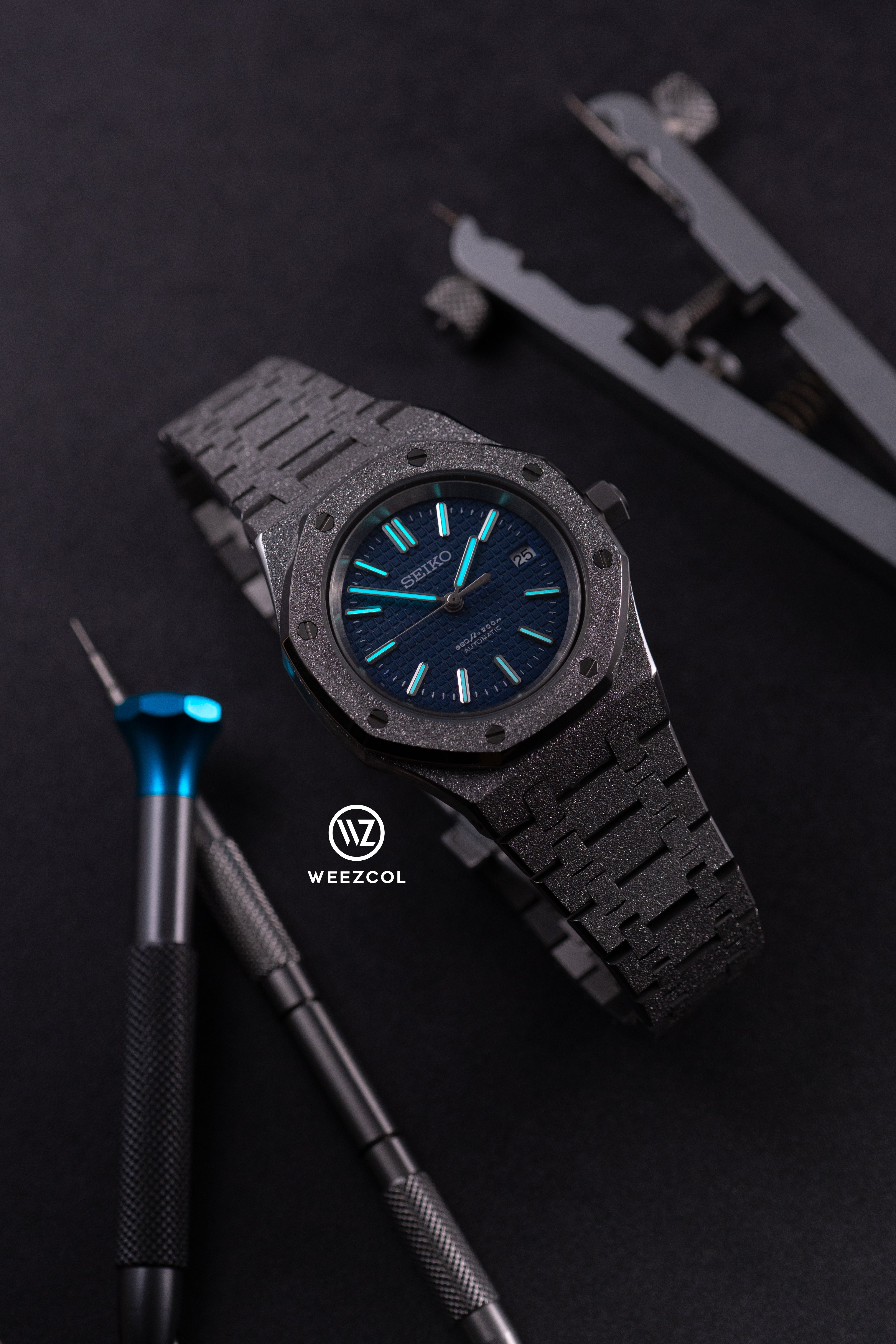 Royal Oak: Frosted Blue Waffle