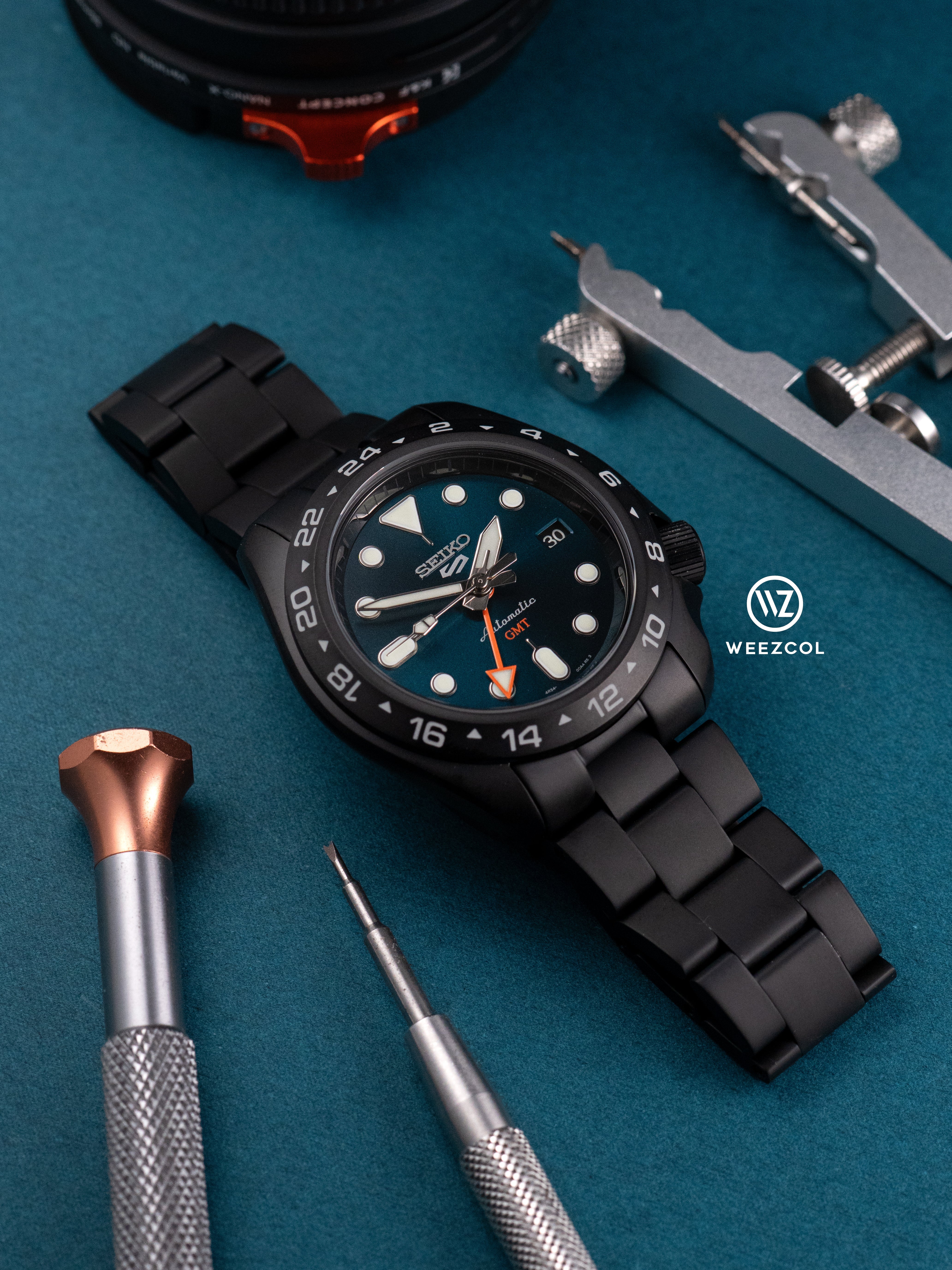 SKX007 SSK045 GMT: Matte Black in Oyster