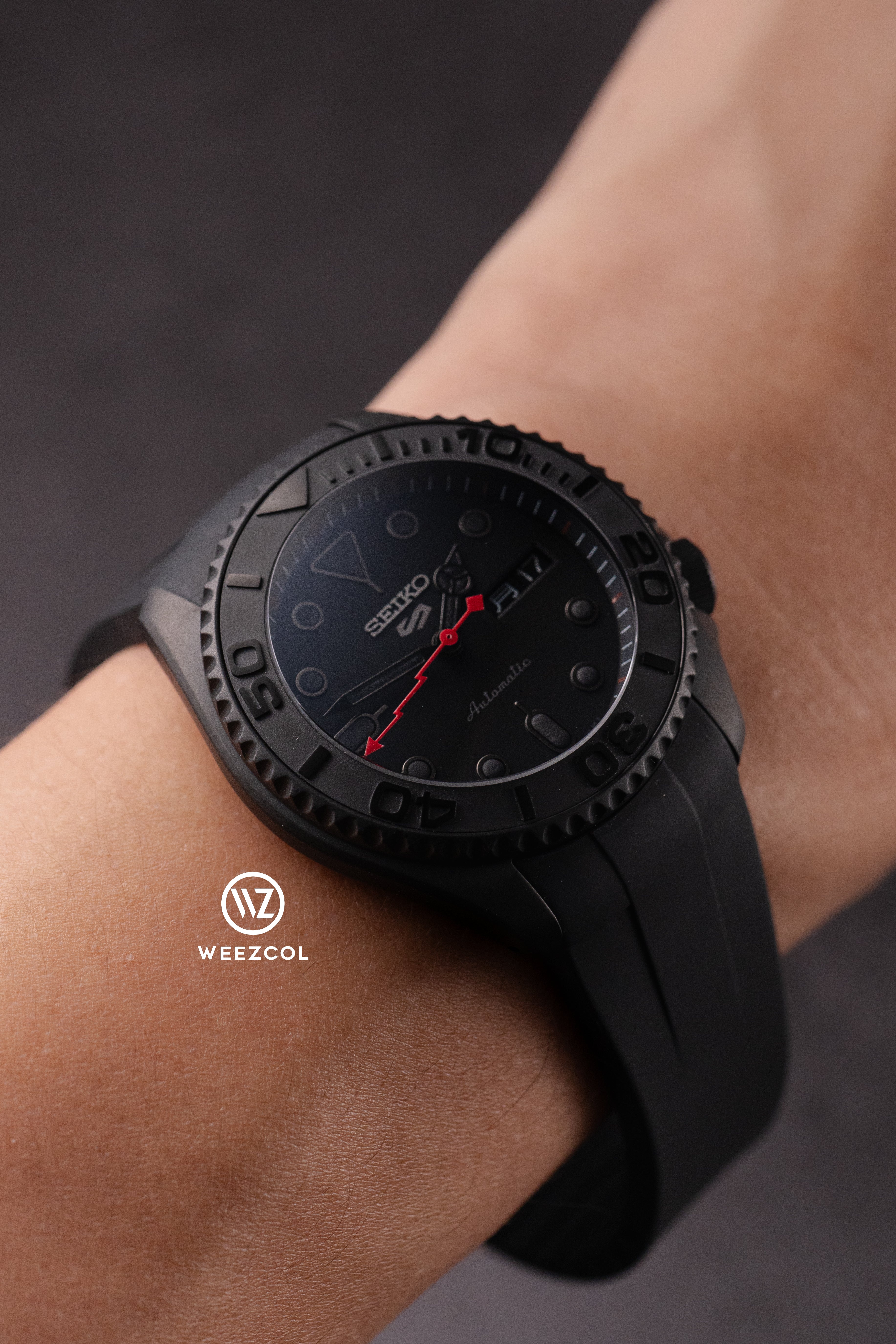 Seiko SRPD79: Stealth in Red with FKM Rubber Strap