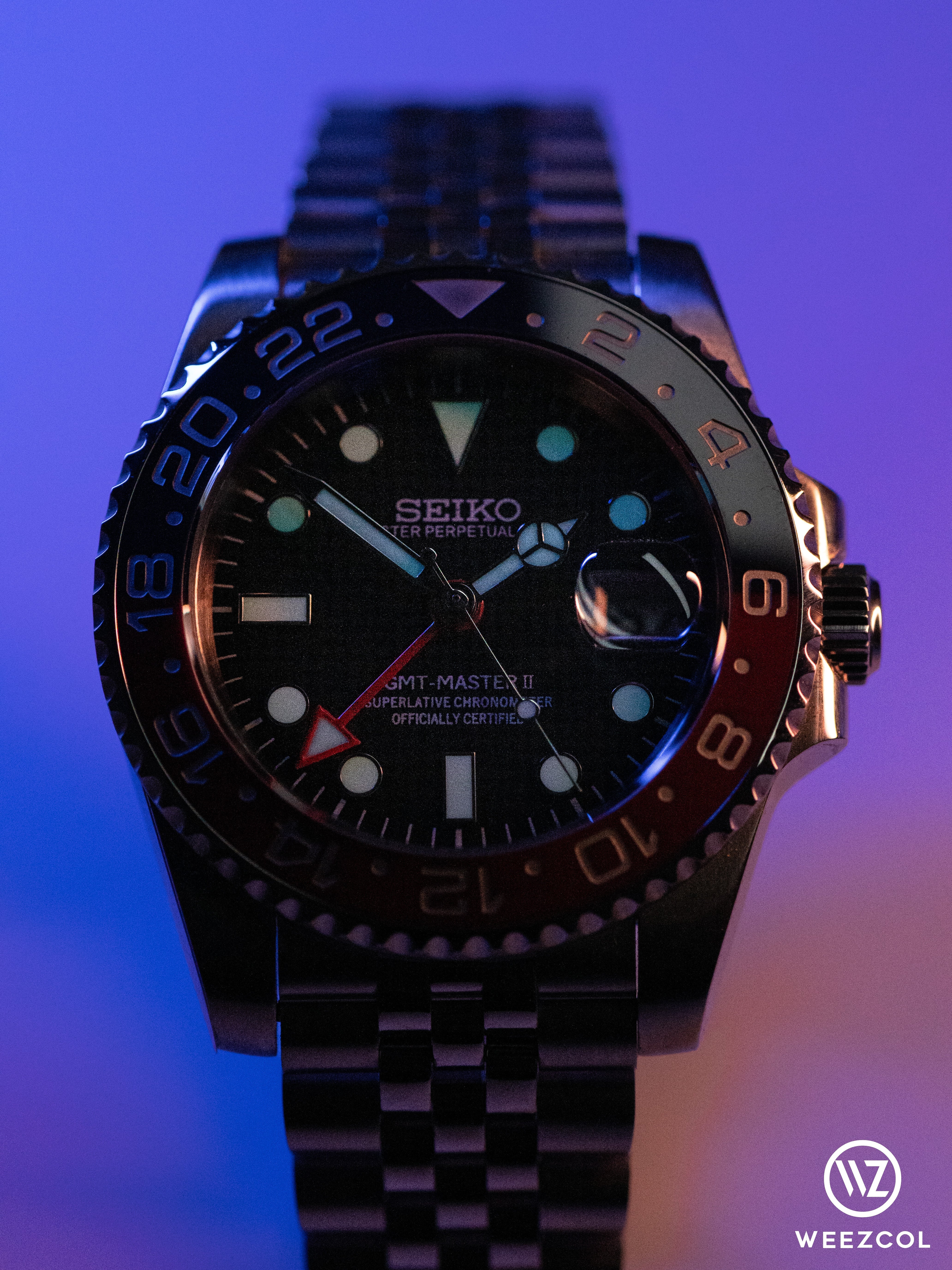 Seiko Pepsi GMT: Brushed Silver Case