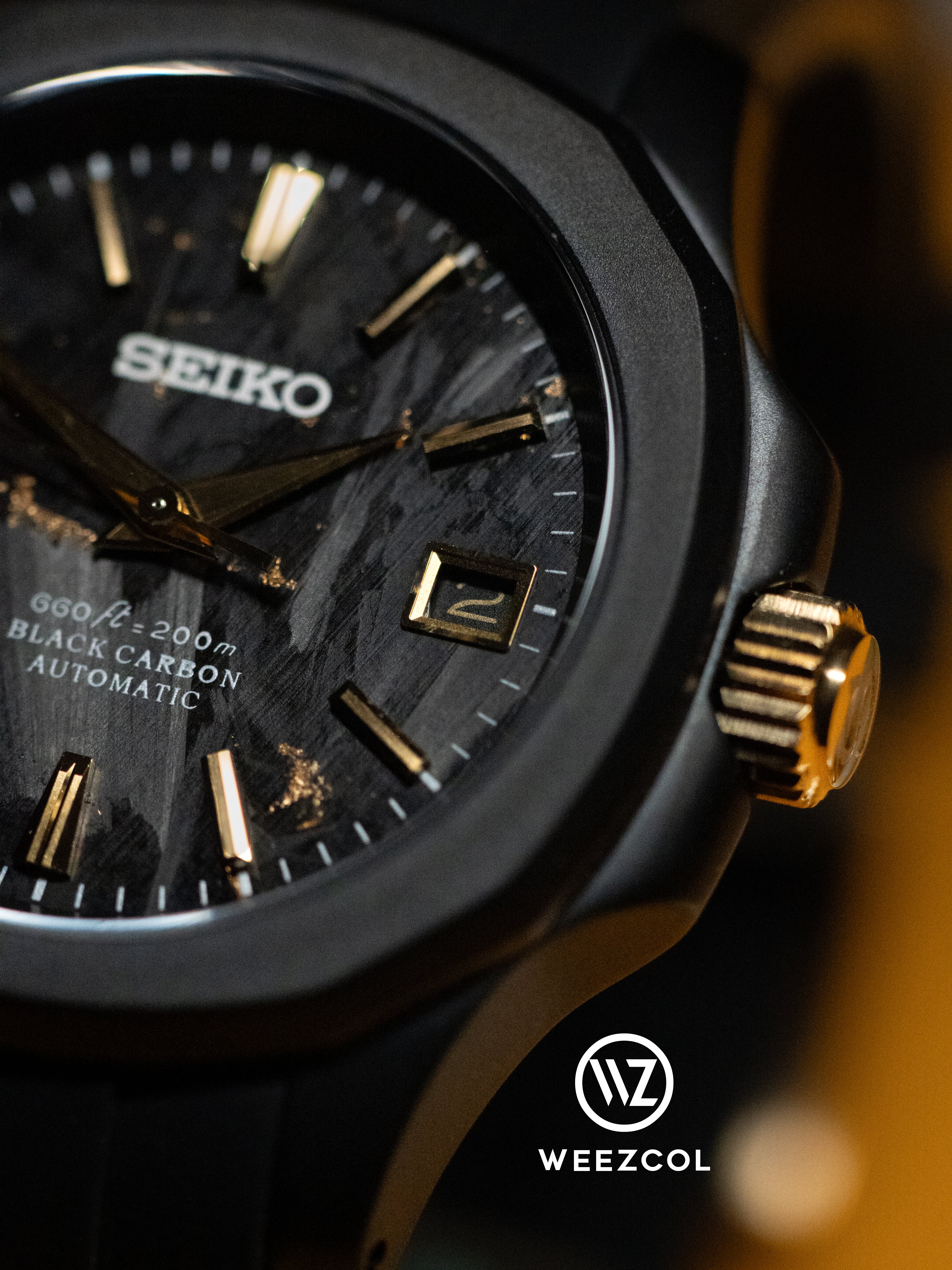 SKX007 Nautilus: Gold Carbon Fiber in Matte Black