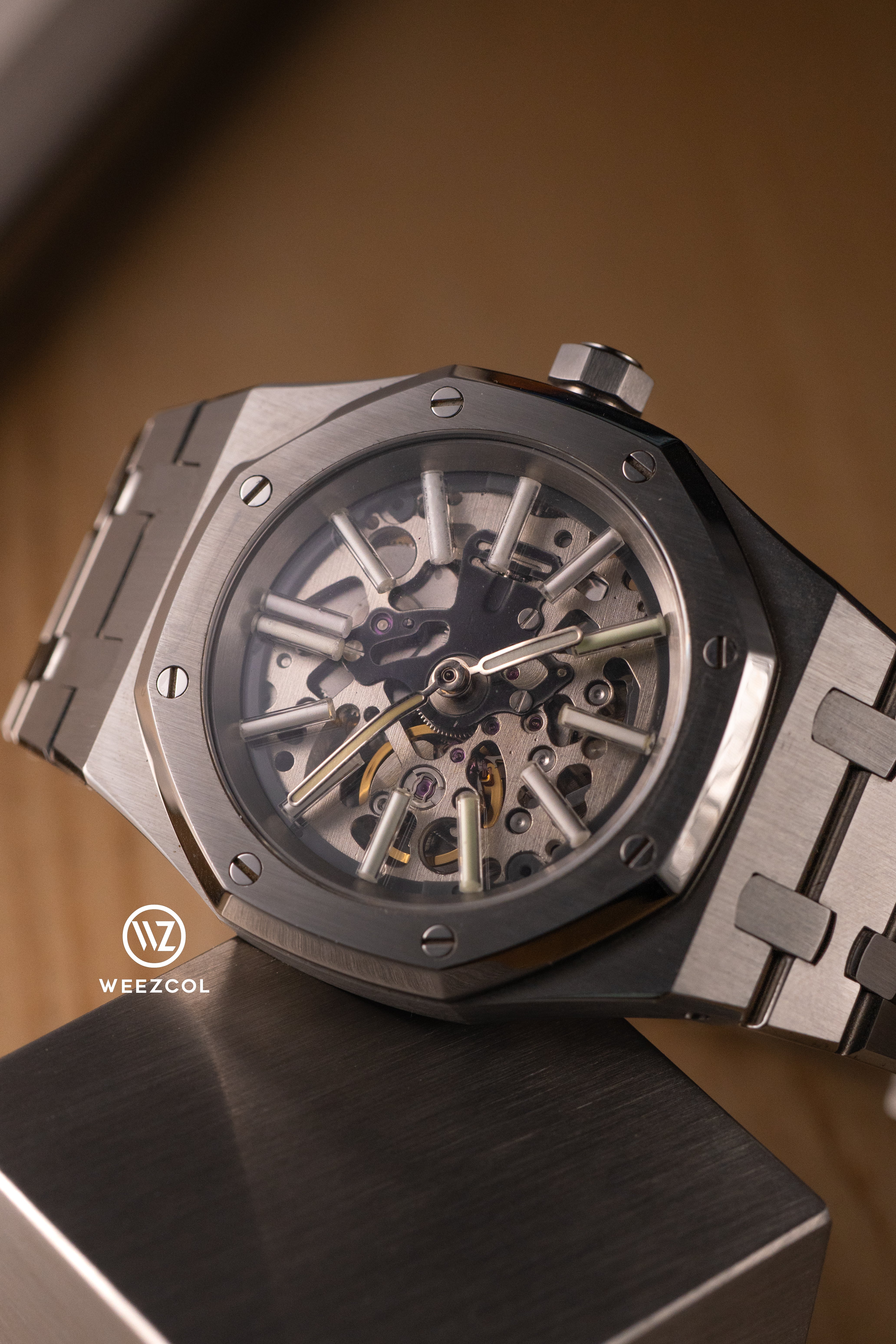 Royal Oak Sapphire: Brushed Silver