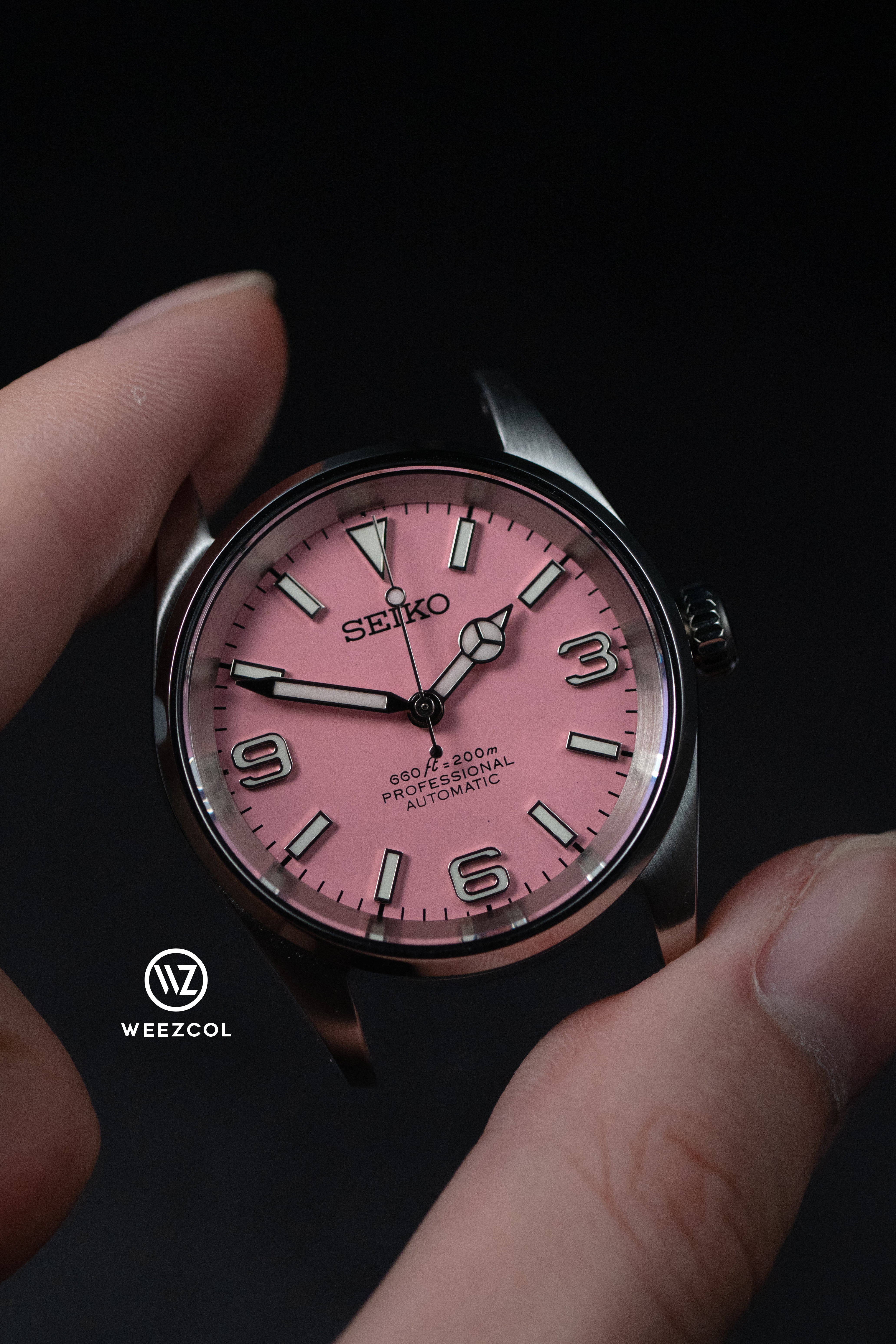 Seiko Explorer: Pink in Brushed Silver