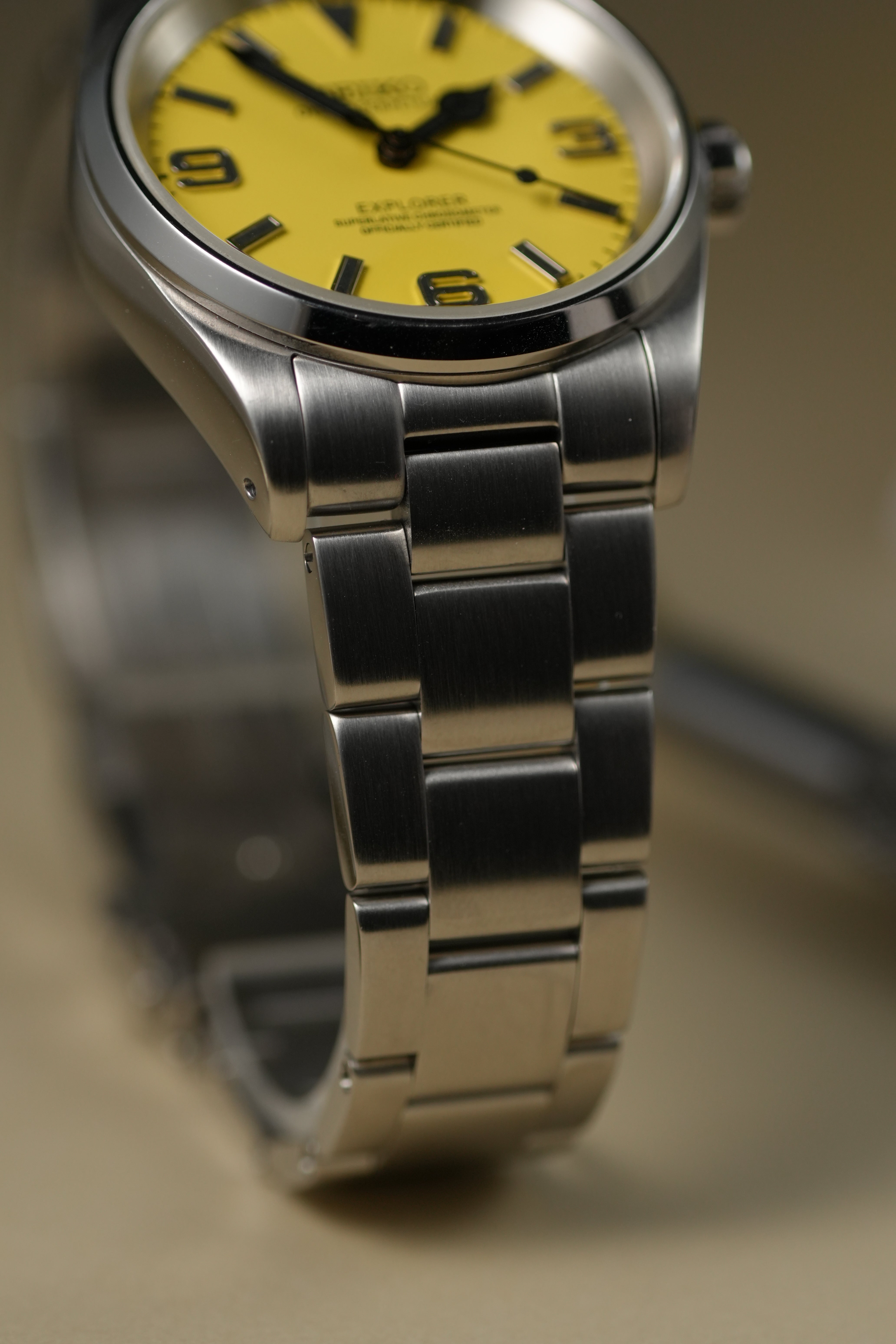 Seiko Explorer: Yellow with Black Lume