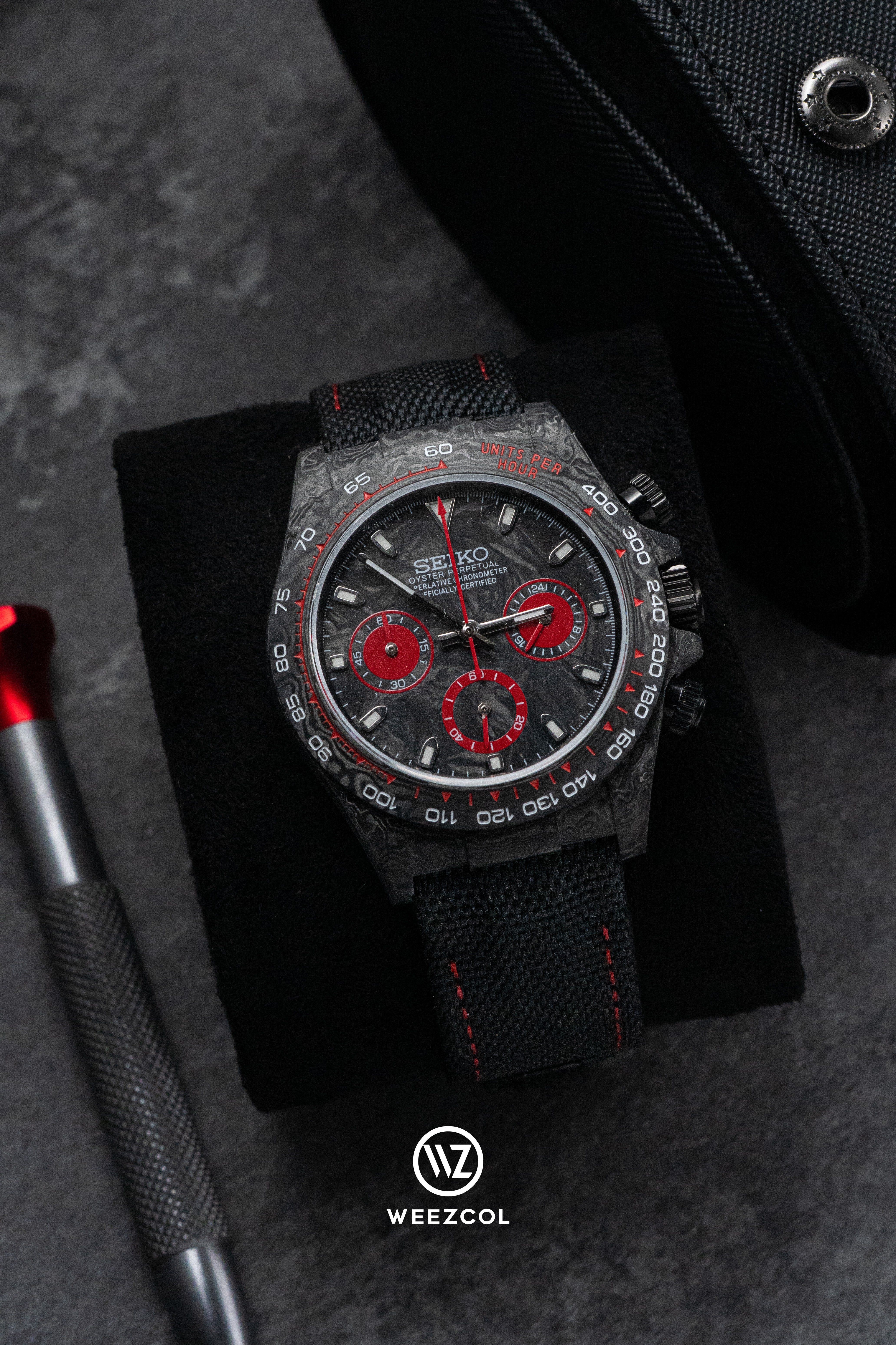 Seiko VK63: Carbon Fiber in Red