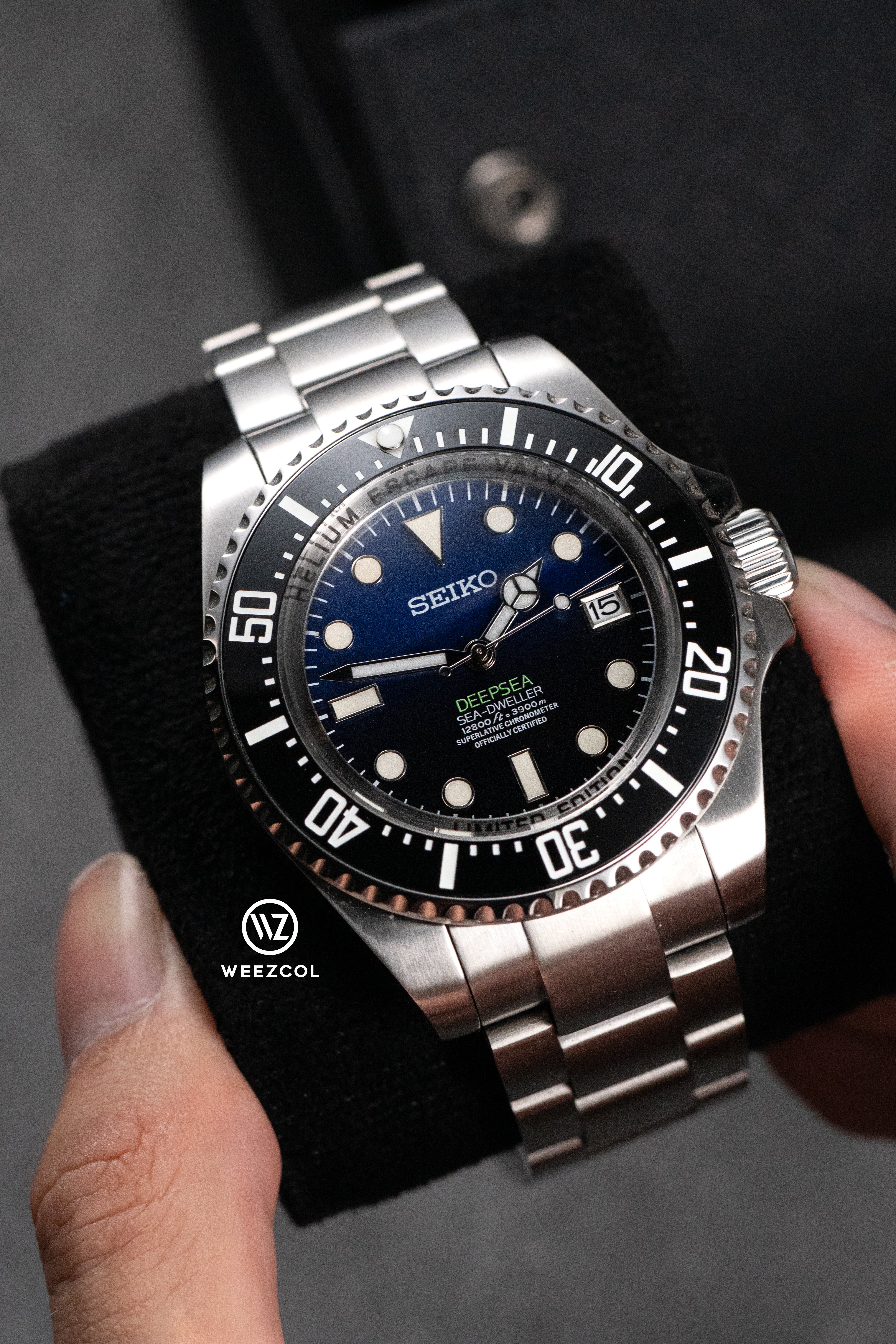 Seiko Deepsea: Helium Release Valve