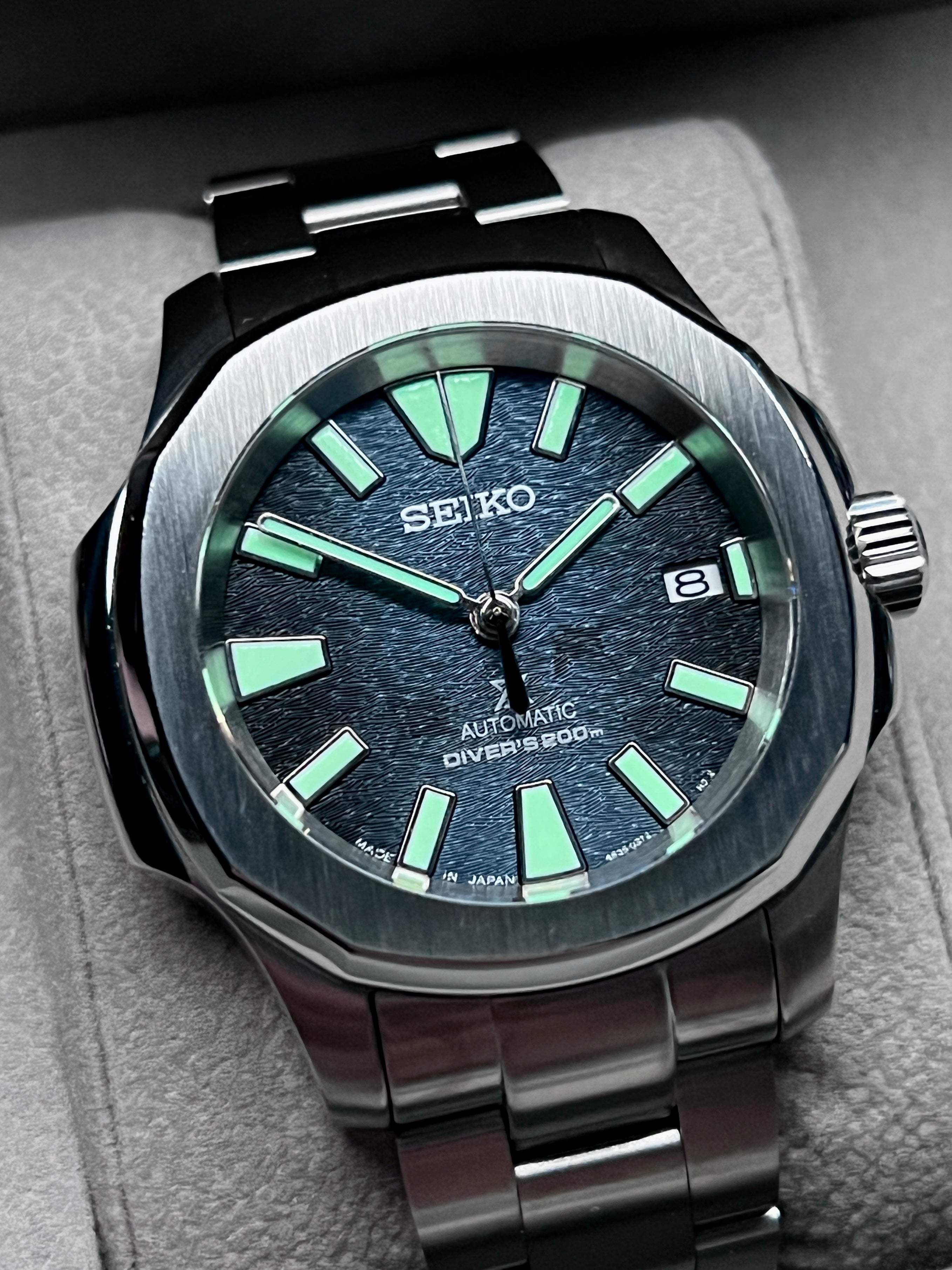 SKX007 Nautilus: SRPF79 Manta Ray