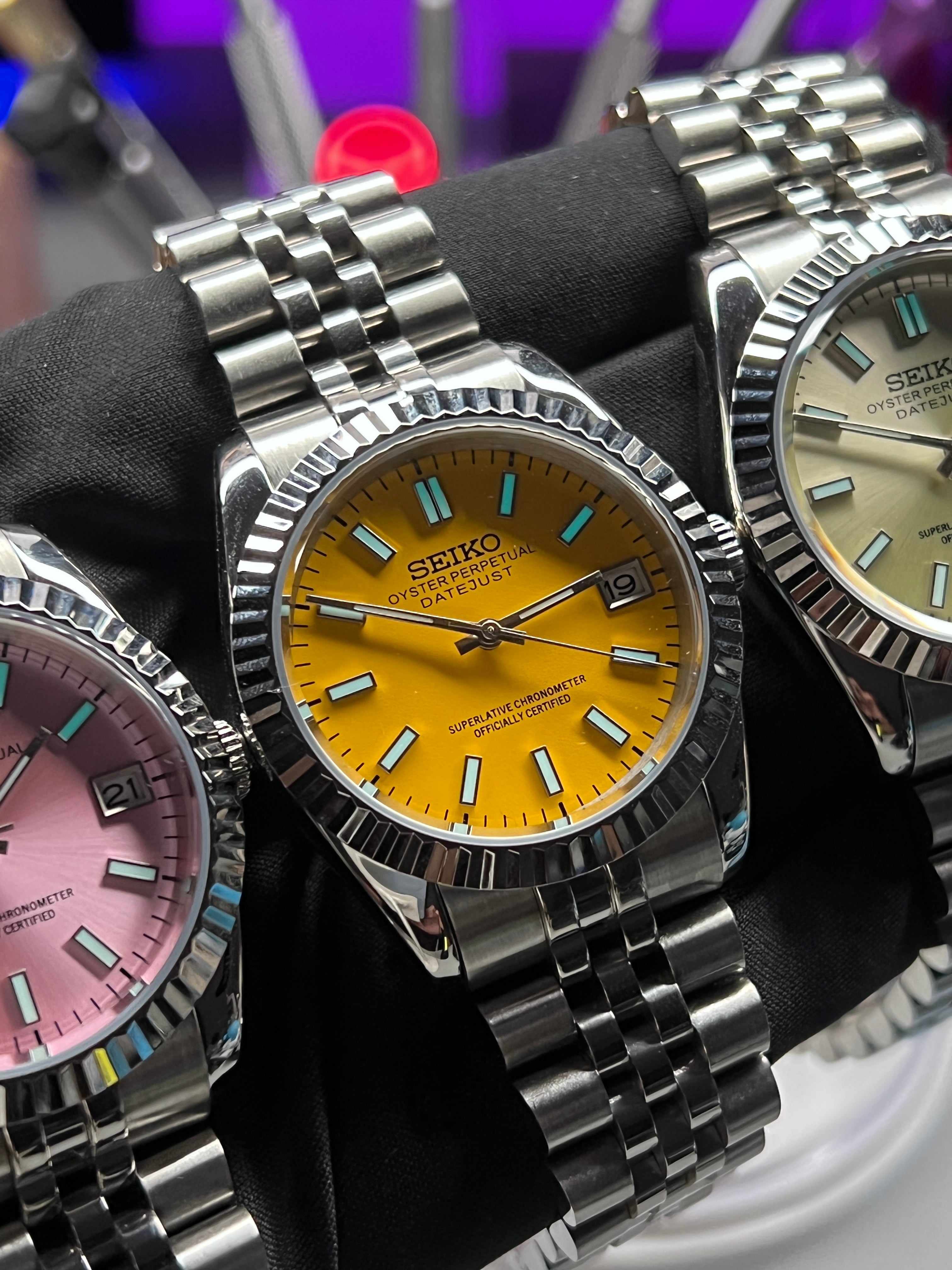 Seiko Datejust: Yellow in Silver