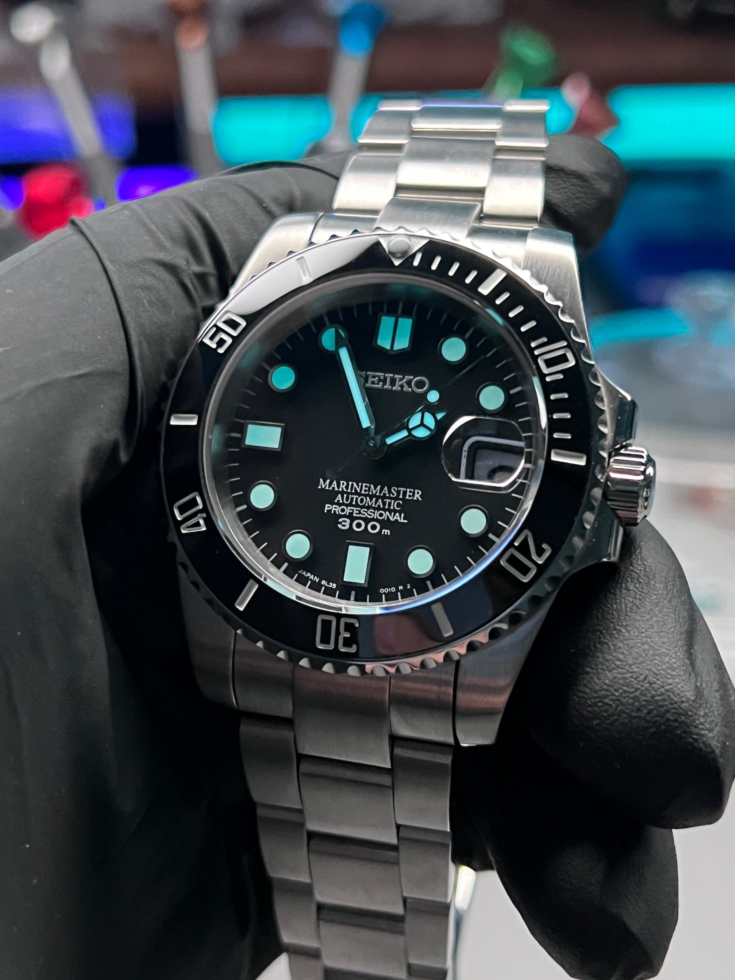 Seiko Submariner: MM300 in Silver