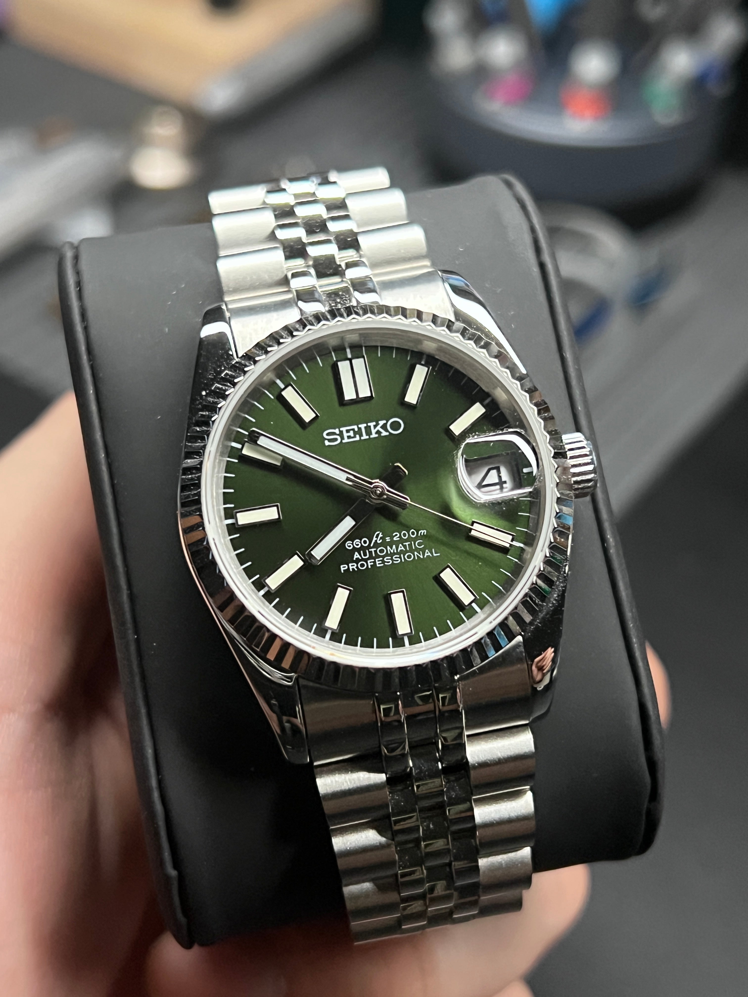 Seiko Explorer: Olive in Brushed Silver