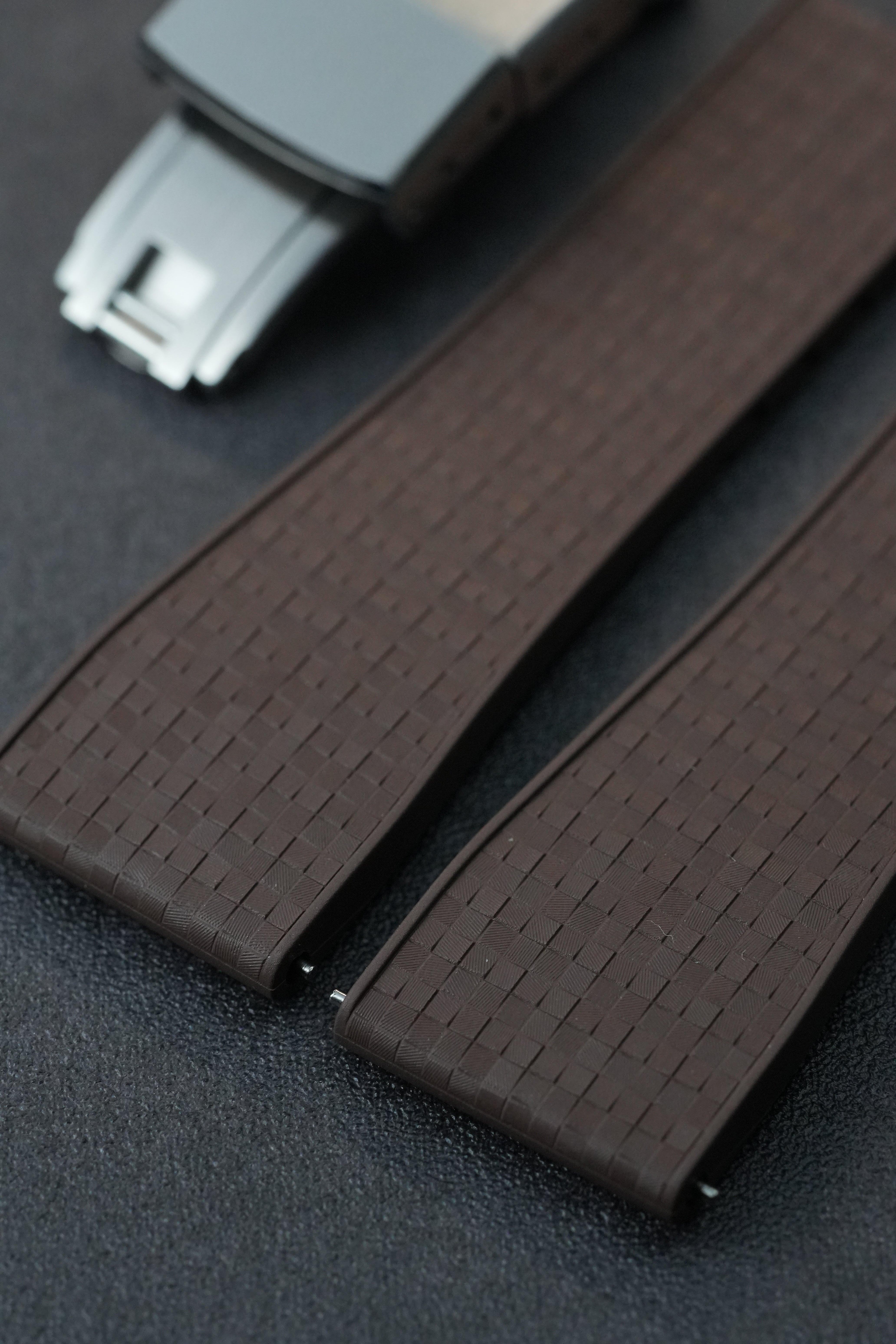 CTS FKM: Brown Mosaic Rubber Strap